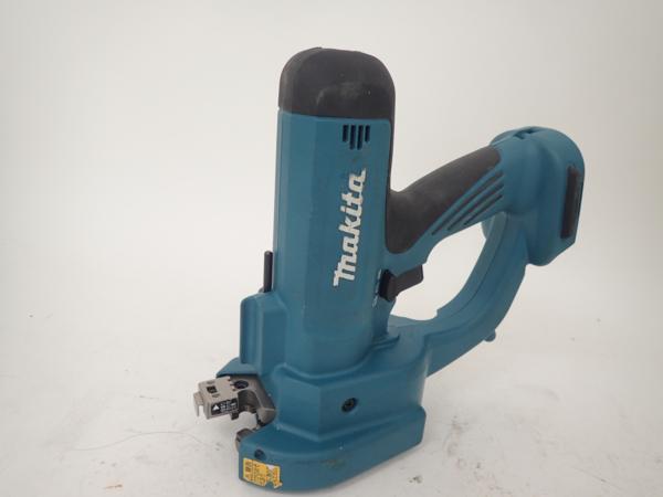 マキタ 充電式全ネジカッタ 14.4V SC101D 本体のみ ■ 469F3-4