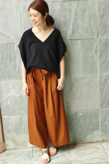 イエナ 今期新品コクーンVネックニット 黒