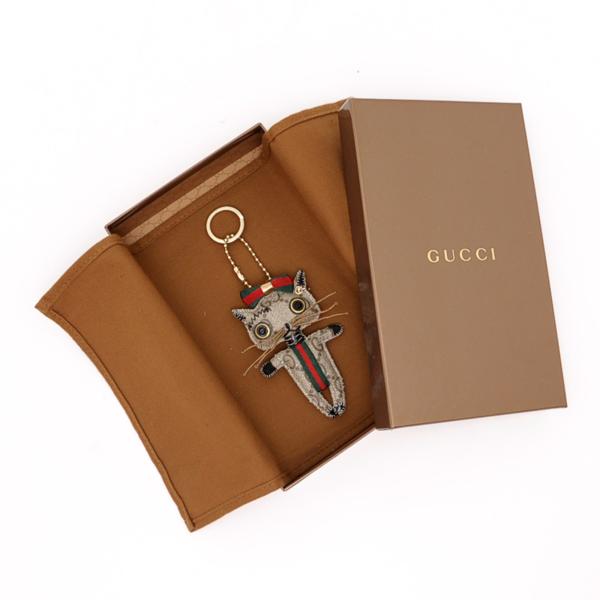 新品 グッチ ガットリ 猫 キャット クリスティーナ キーリング グッチ