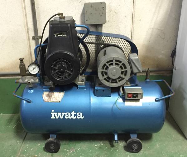 IWATA 岩田 コンプレッサー SU-07CPB [中古]動作未確認