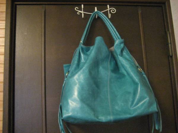 美品　ダコタ＊Dakota*ショルダーバッグ★ターコイズ 軽量 馬革