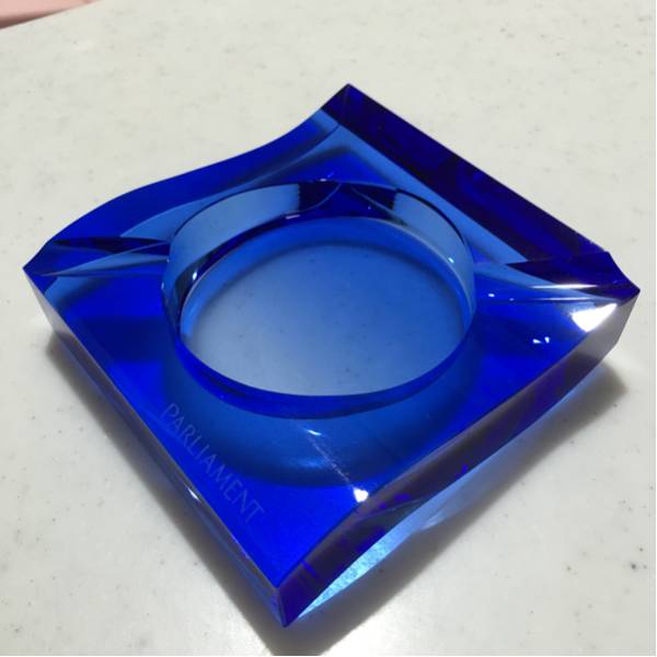 【パーラメント 】クリスタルブルー 灰皿 当選品