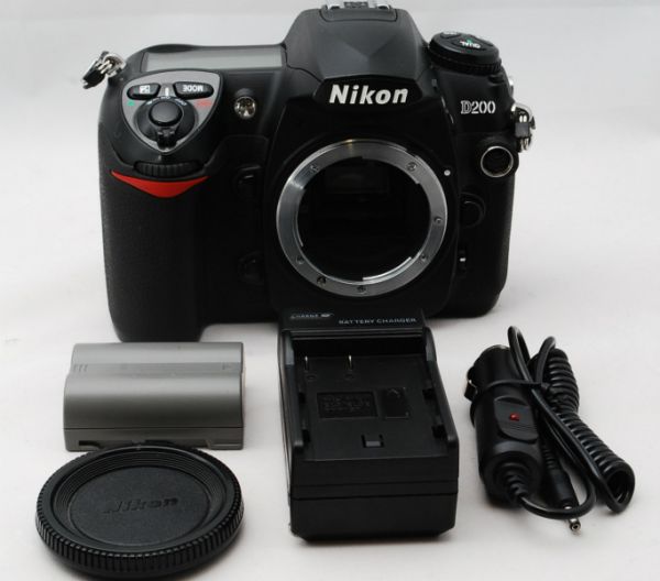 ★極上美品★ NIKON ニコン D200 ボディ 感動品 即決送料無料♪