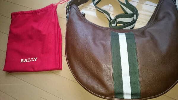 未使用♪ 【BALLY】肩掛け バッグ