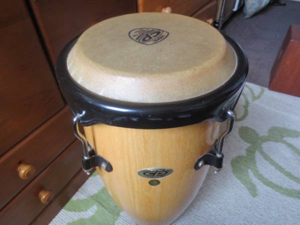 大阪府引き取り、着払い限定、CP Cosmic Percussionコンガセット Cosmic Percussion CP コンガ 美品(打楽器)｜売買されたオークション