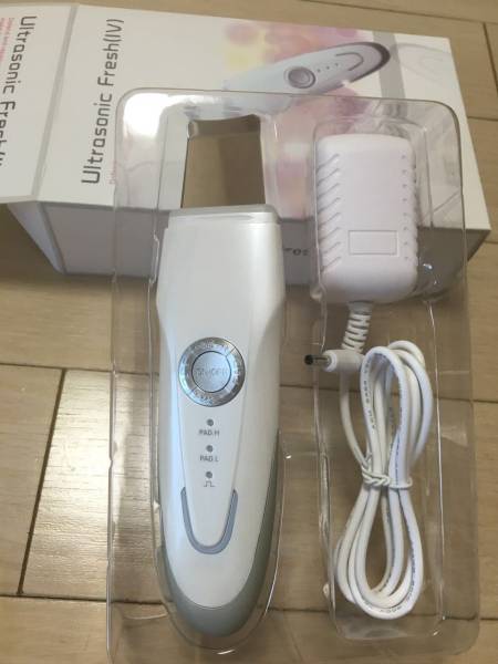 超音波イオンクレンジングウォーターピーリングEMS毛穴洗浄