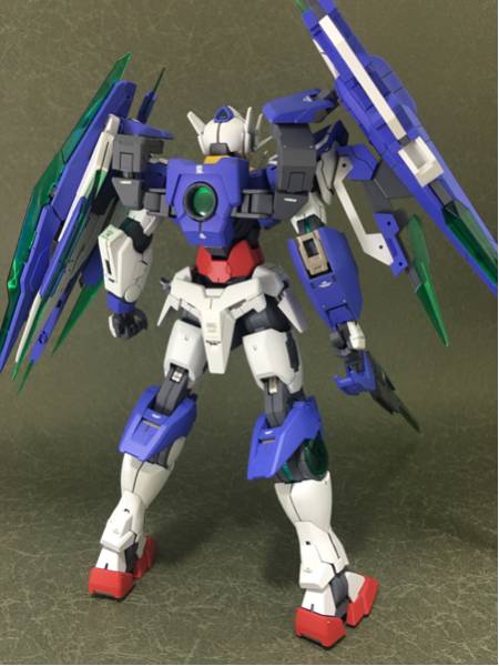 MG ダブルオークアンタ フルセイバー 「塗装済み完成品」 xchnx 【公式