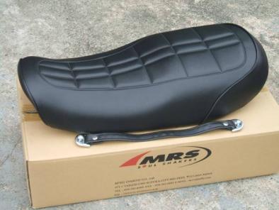 カワサキZ1/Z2□前のみアンコ抜きレプリカシートASSY/MRS□新品 自動車