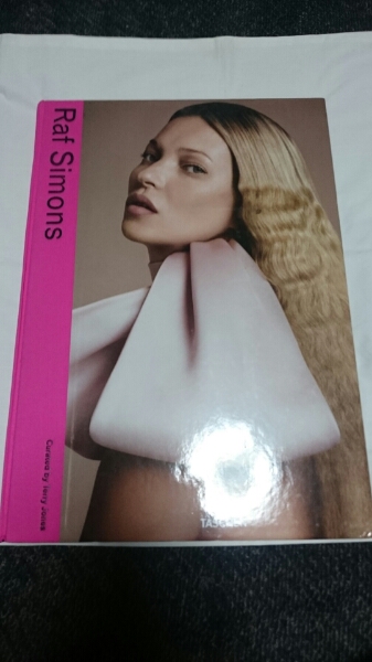 本 希少品 Raf Simons / Taschen /Terry Jones写真集