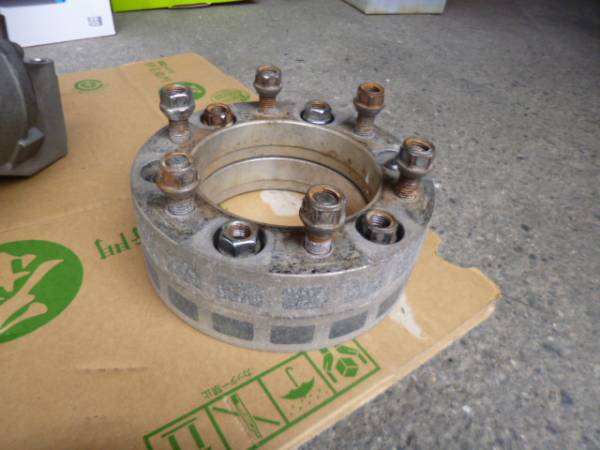 社外 ワイトレ 6穴 139.7 60ミリ 2枚 ランクルなど 中古品