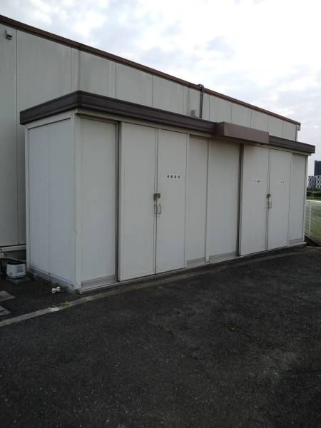 直接引き取り限定！　2連棟物置　解体済み　約６．２メートル