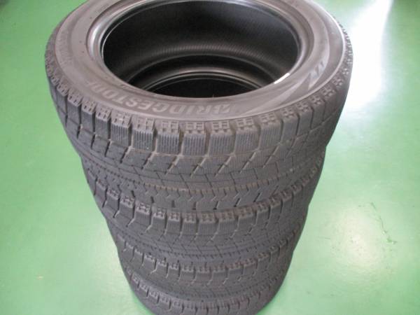 K)中古スタッドレス BS ブリザックVRX 235/50R17 4本