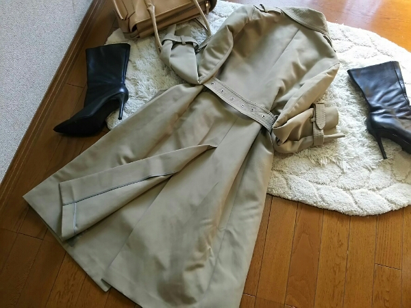 美品 MaxMaraマックスマーラ最高級定番トレンチコートロゴ 美品☆高級