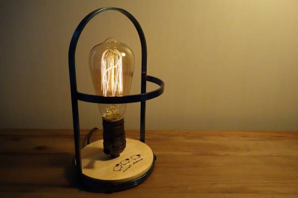 インダストリアル デスク テーブルランプ アイアン ウッド　新品