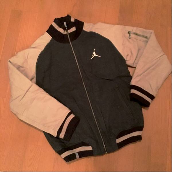 【中古 超美品】JORDAN ジャケット S グレー nike air 送料込み