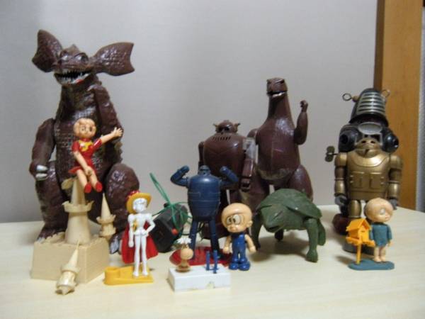 レトロ プラモデル マルサン？ 宝 ウルトラ怪獣 その他 ジャンク
