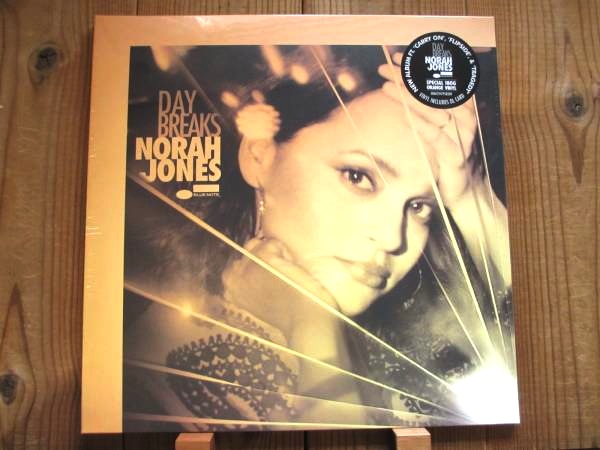 お買得2枚セット!! Norah Jones/Day Breaks & Come Away With Me