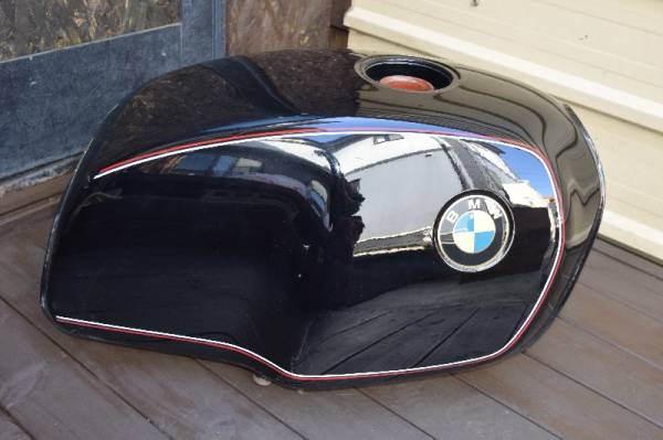 ☆補修用に/傷はありますが錆ありませんBMW　R100純正タンク黒