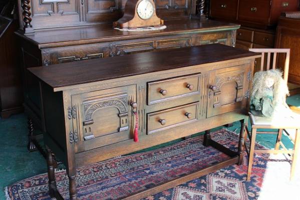 イギリスアンティーク家具 サイドボード　英国製 k40