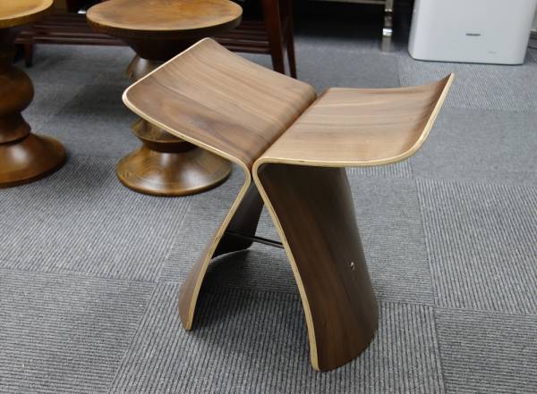 バタフライスツール 柳宗理 アウトレット 椅子 チェア