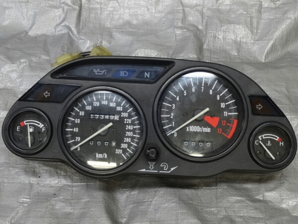 ZZR1100 2026年最新Yahoo!オークション - メーター ZZR1100D KAWASAKI