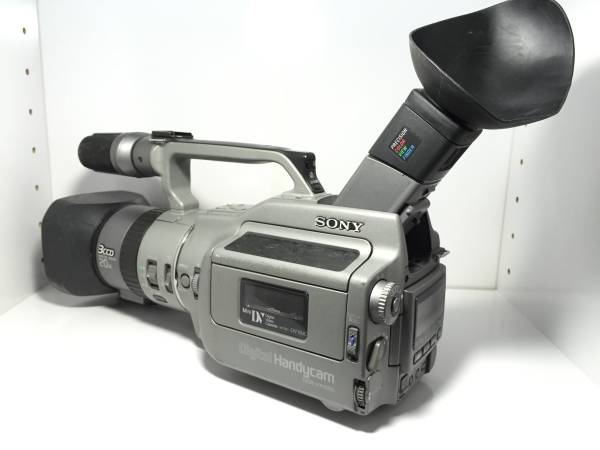 ジャンク】 SONY デジタルビデオカメラ DCR-VX1000 ケース付