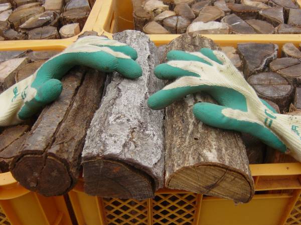乾燥薪2年もの コナラ 30cm 300kg 発送 長野 薪ストーブ