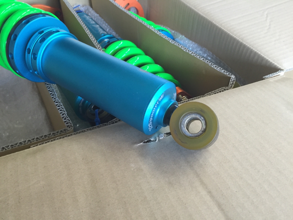チャクリキDamper 326power 30セルシオ UCF30 中古 自動車、オートバイ