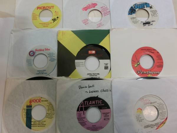 SALE，限定セール全てジャマイカ盤 レゲエ7inch ５４枚 主にDANCE HALL(レゲエ)｜売買されたオークション情報、yahooの商品情報をアーカイブ公開 - オークファン レゲエ