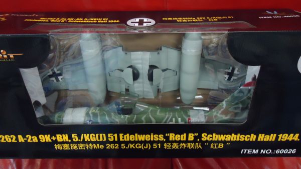 60026　トランペッター製　1/18　ME262　520B4
