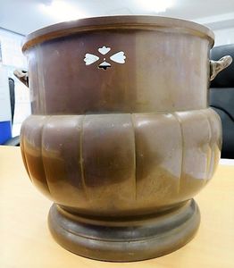 五郎三郎 火鉢のYahoo!オークション(旧ヤフオク!)の相場・価格を見る