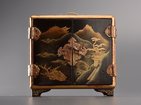 文化遺産オンライン 楼閣山水蒔絵料紙硯箱 収蔵品詳細 ColBase 東京