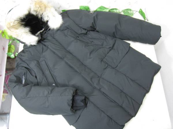 27美品【VICTORINOX（ヴィクトリノックス）ダウンコートS】B547