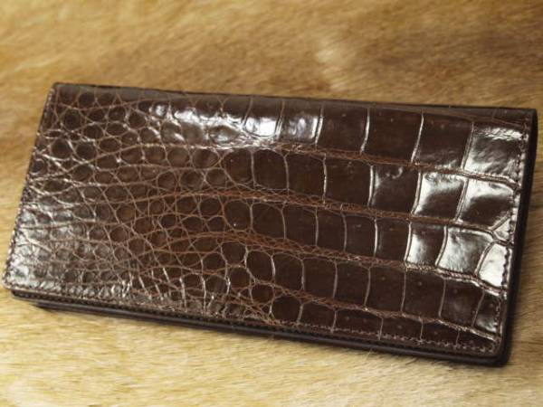 新品 本物 ＣＲＯＣＯＤＩＬＥ シャイニークロコダイル 極艶 長財布 （検索用語ダンヒルGUCCIBALLY 鰐皮