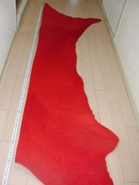 ◆m849 赤 牛革 ハギレ レッド 1.5mm 180cm 0.9kg 検 ヌメ革 皮革 少量入荷!