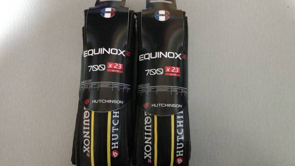 ハッチンソン EQUINOX2 エキノクス2 スタンダード FB 黒/黄 23C 未使用/2本セット