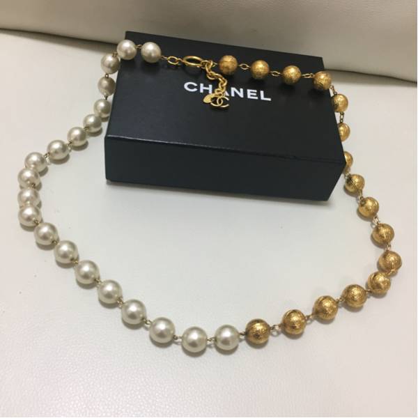 CHANELゴールド 美品☆シャネル☆CHANEL☆パールゴールドロゴ