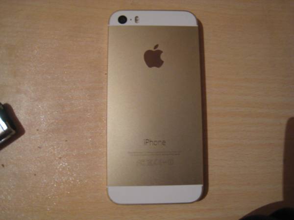 ドコモ iPhone5s 16GB ゴールド