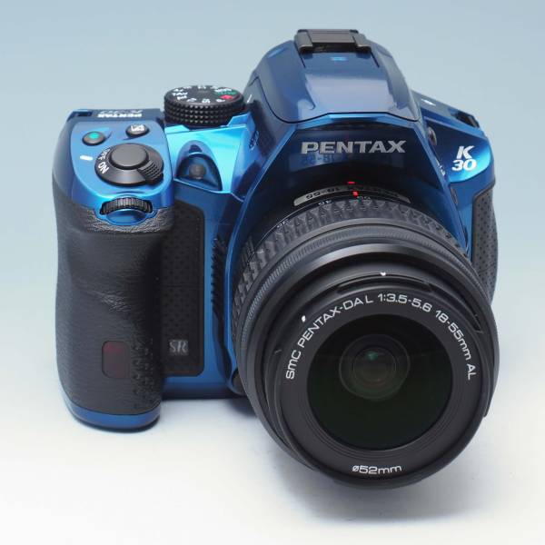 PENTAX K-30 レンズキット ブラック ボディ 価格比較 - 価格.com 