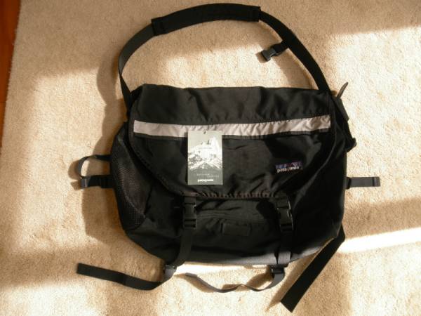 正規良品 USA製 Patagonia Critical Mass Bag メッセンジャー