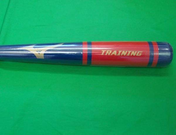 MIZUNO（ミズノ） 30％引 限定品 ミズノ 実打可 トレーニング用 ネイビー×赤 84cm 1000g 1CJWT13884 野球 軟式グローブ 軟式 グローブ 軟式野球 グラブ