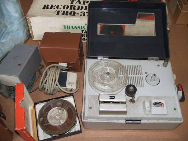 昭和30年代の日立の小型テープレコーダ TRQ－370 - Yahoo