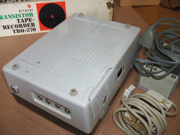 昭和30年代の日立の小型テープレコーダ TRQ－370 - Yahoo