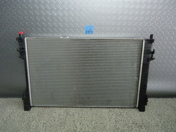 純正 W203 C55 ラジエーター ラジエター 美品 即納