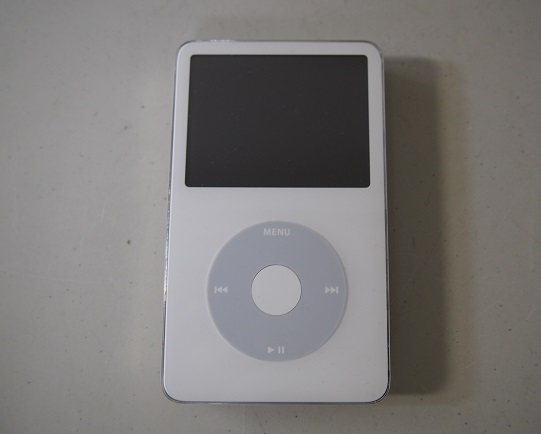 Apple iPod クラシック第4世代60GB ジャンク品　箱あり Apple iPod classic 60GB 1台 中古難有ジャンク品 Apple 【公式通販】