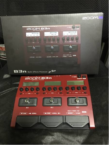 ZOOM B3n 新品同様