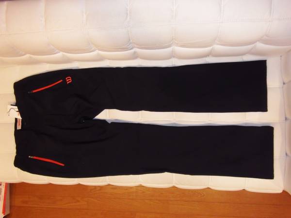 ★新品　ドイツWilson　ソフトシェルトレッキングパンツ（M）