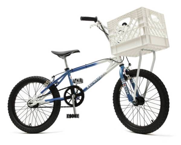 B><BR><BR>商品名：BMX ジャイロ搭載20インチモデル<BR>サイズ：約、W145×D59×H88cm<BR>カラー：マットブラック(つや消しブラック)<BR>配送費用：<BR>その他全国一律  　４５００円<BR>北海道　　　　　 ６５００円<BR>※但し、沖縄や離島などの特別地域などは別途運送会社などにお見積もりとなります。<BR>備考：<BR>※本製品は組立式の状態での出荷となりご到着後、落札者様自身で組立てなどをして頂く必要がございます。サドルやグリップなどのデザインについては若干の仕様変更がある場合がございます。<BR>※未使用品ですが倉庫会社の過剰在庫品や展示商品や長期保管商品などになり発送時の外箱が不足している場合がございますのでその場合はエアパッキンなどで簡易梱包での発送となります。<BR>※同梱不可となります。<BR><BR>【自転車防犯登録のお願い】<BR>自転車購入時や友人等から譲り受けた場合は法律(自転車法第12条第3項)で防犯登録を行う事が義務付けられています。最寄りの自転車販売店で必ず手続きをお願いします。<BR><BR><CENTER><img loading=