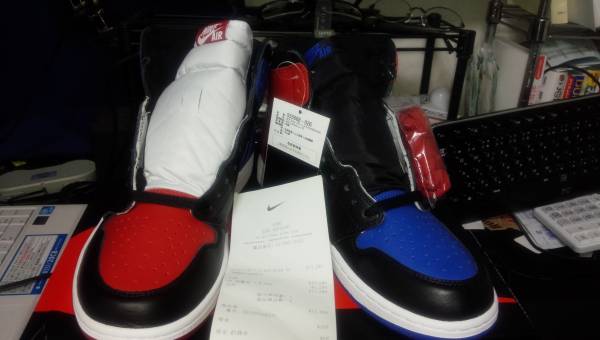 NIKE AIR JORDAN 1 RETRO HIGH OG TOP3 AJ1 BLACK WHITE VARSITY RED ROYAL bred chicago