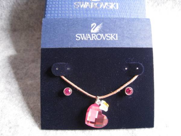 SAMU]美品！！スワロフスキー ピンクハートネックレス＆ピアスセット 
